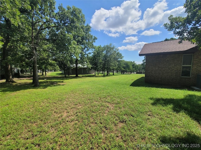428101 E 1150th Rd, Porum, OK 74455 - view of grassy yard