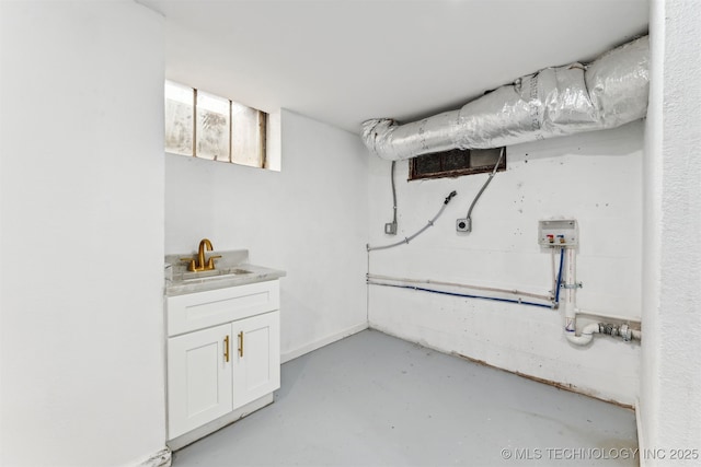 2605 S St Louis Ave, Tulsa, OK 74114 - finished below grade area with a sink