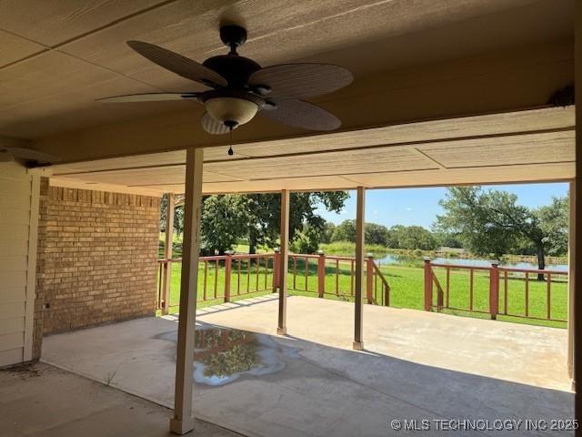 9 Arrowhead, Burneyville, OK 73430 - view of patio with ceiling fan