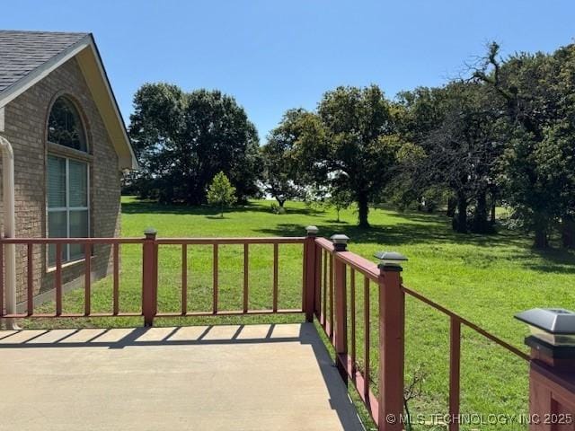 9 Arrowhead, Burneyville, OK 73430 - view of balcony