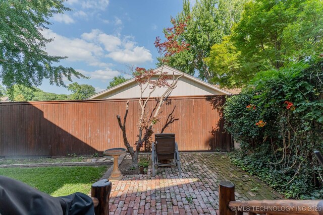 3107 E 84th St, Tulsa, OK 74137 - view of patio