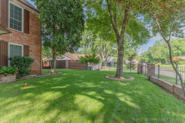 3107 E 84th St, Tulsa, OK 74137 - view of yard