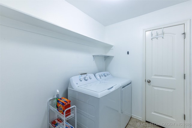 11042 N 120th Ave E, Owasso, OK 74055 - laundry room featuring washing machine and clothes dryer