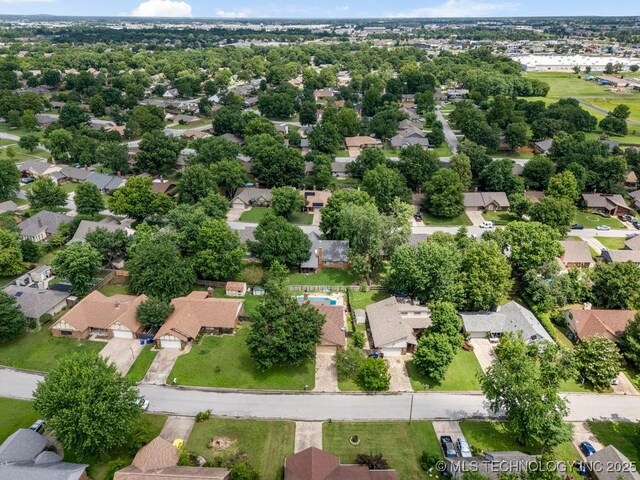 2528 W Commercial St, Broken Arrow, OK 74012 - aerial perspective of suburban area