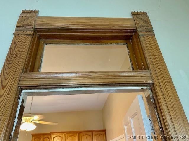 349 S Foreman St, Vinita, OK 74301 - detailed view of a ceiling fan