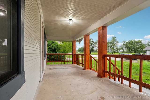 224 E Oklahoma St, Tulsa, OK 74106 - porch with a lawn