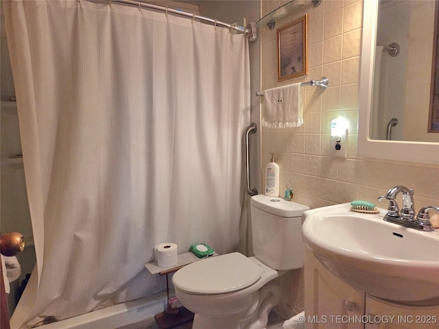 92133 S 4676th Rd, Bunch, OK 74931 - full bathroom with decorative backsplash, tile walls, vanity, and curtained shower