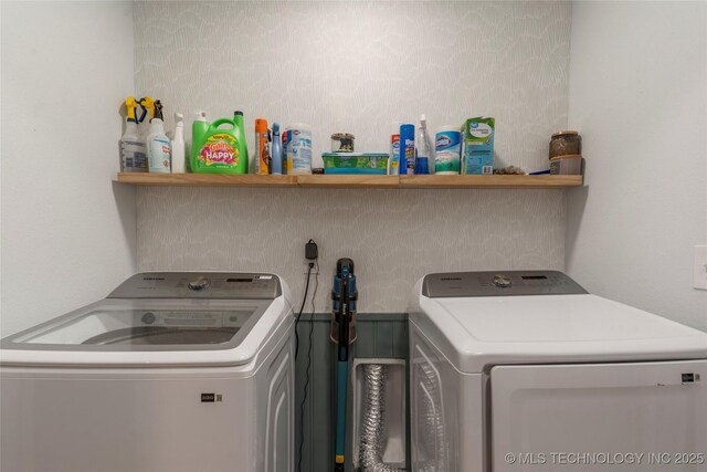 29012 E 63rd St, Broken Arrow, OK 74014 - washroom with washer and clothes dryer