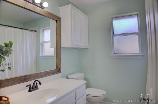 14230 S Urbana Ave, Bixby, OK 74008 - full bath with vanity and curtained shower
