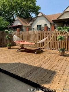 4822 S Quaker Ave, Tulsa, OK 74105 - view of wooden terrace