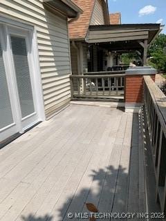 4822 S Quaker Ave, Tulsa, OK 74105 - view of balcony