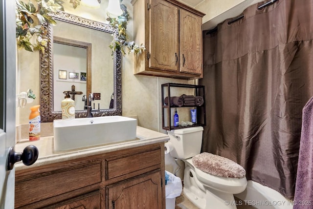 4152 W Oak St, Skiatook, OK 74070 - full bath with vanity and toilet