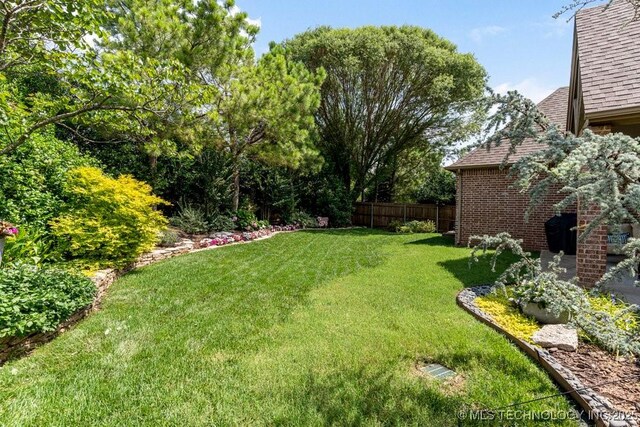2015 W 109th St, Jenks, OK 74037 - view of yard