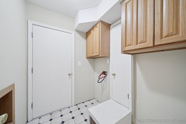 3002 E 80th Pl, Tulsa, OK 74136 - washroom featuring light floors