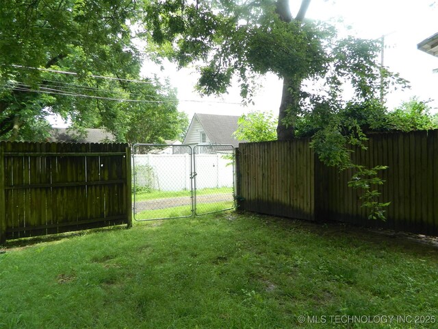 Listing photo 12 - caption unavailable