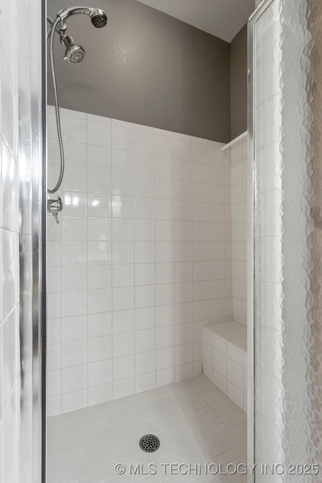 8306 E 77th Pl, Tulsa, OK 74133 - full bath with a shower stall