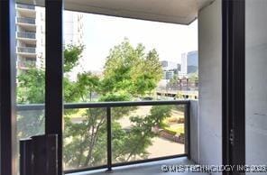 410 W 7th St Unit 224, Tulsa, OK 74119 - view of balcony