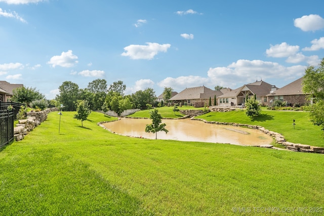 3818 W Phoenix Pl, Broken Arrow, OK 74011 - view of community featuring a water view and a lawn
