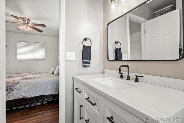 7547 E 27th St, Tulsa, OK 74129 - ensuite bathroom featuring vanity and a ceiling fan