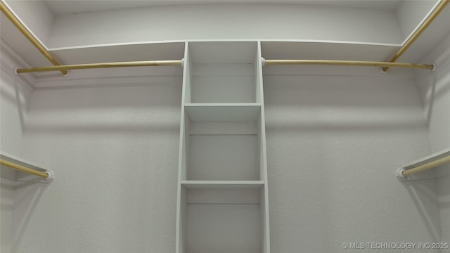 5921 S Sandusky Ave, Tulsa, OK 74135 - view of spacious closet