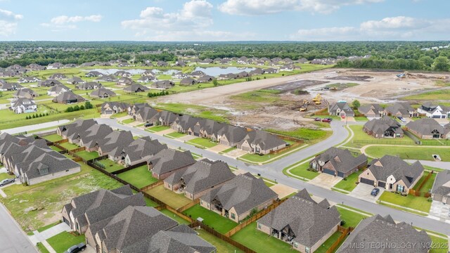 7920 N 147th E Ave, Owasso, OK 74055 - aerial perspective of suburban area