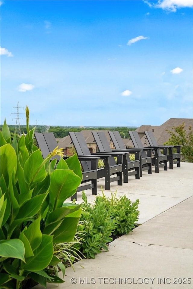 7107 E 88th St N, Owasso, OK 74055 - view of community featuring a patio area