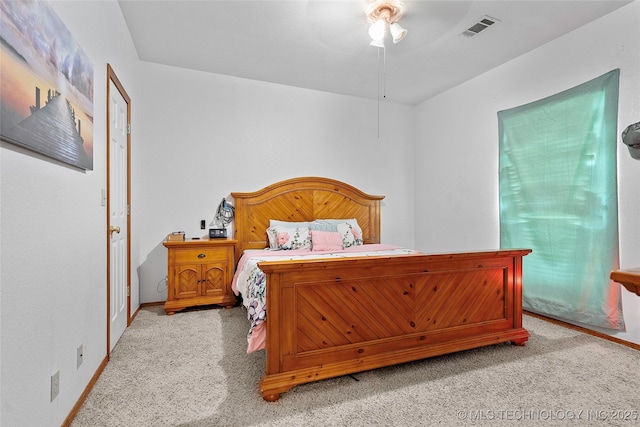 1507 Southern Hills Dr, Ardmore, OK 73401 - carpeted bedroom featuring baseboards