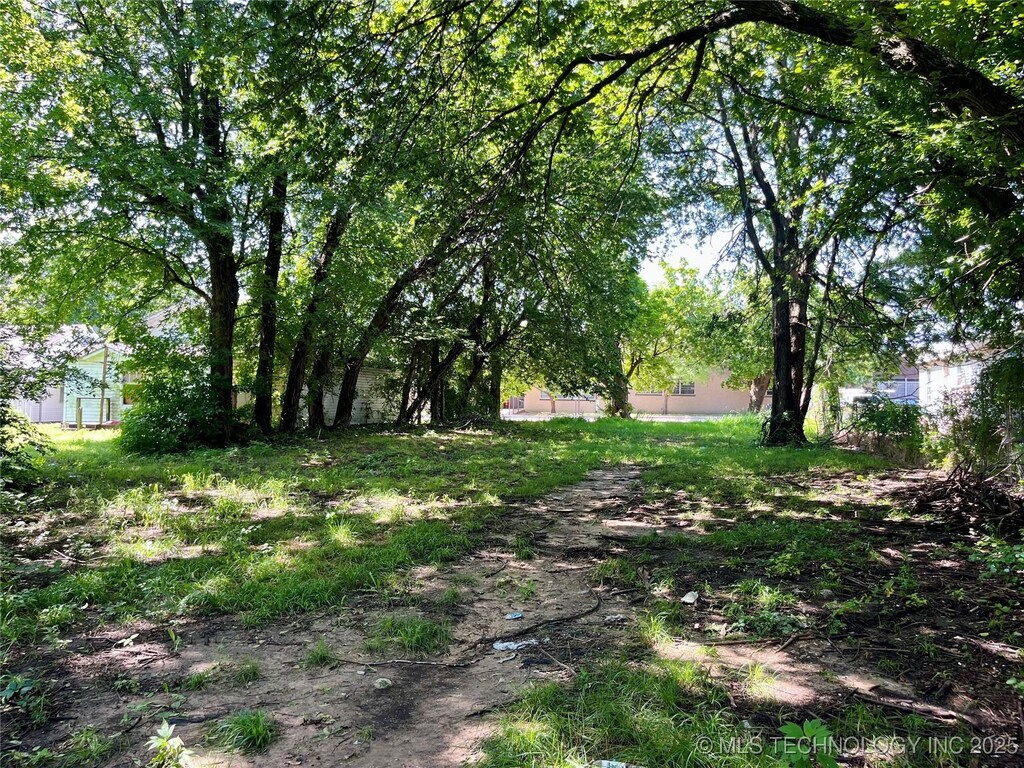 812 W 10th, Ada, OK 74820 - photo 1