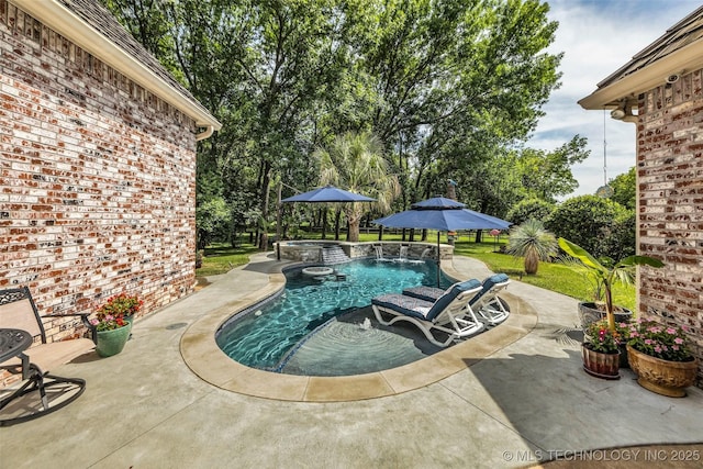 4405 Ithica St, Broken Arrow, OK 74012 - view of pool with a patio and a pool with connected hot tub