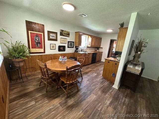 905 Rogers Ave, Madill, OK 73446 - photo 7