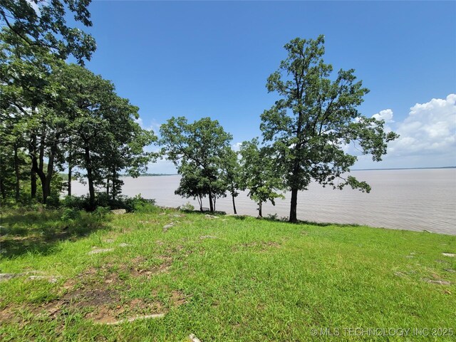 1416 Robin Hood Rd, Eufaula, OK 74432 - water view