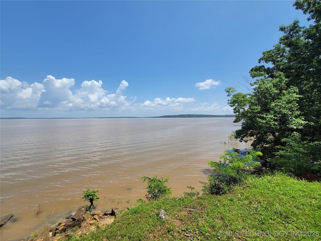 1416 Robin Hood Rd, Eufaula, OK 74432 - water view