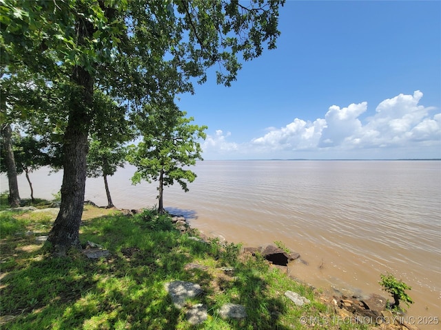 1416 Robin Hood Rd, Eufaula, OK 74432 - water view