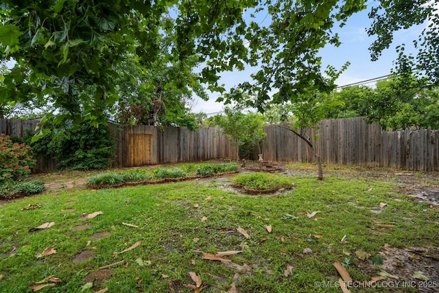 6725 E 51st Pl S, Tulsa, OK 74145 - view of fenced backyard