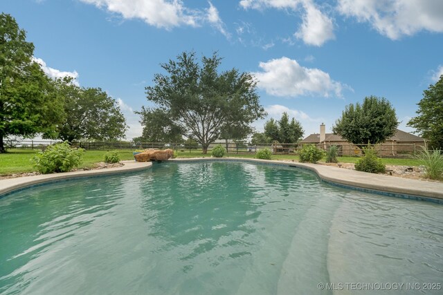 11902 N 150th E Ave, Collinsville, OK 74021 - view of swimming pool featuring a fenced backyard