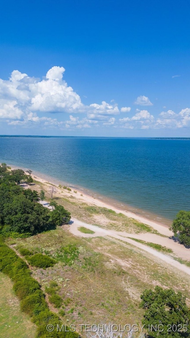 3942 Elm Dr, Kingston, OK 73439 - water view with local beach