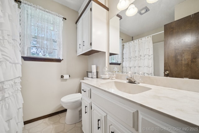 2519 W 53rd St, Tulsa, OK 74107 - bathroom with vanity and curtained shower