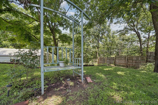 2519 W 53rd St, Tulsa, OK 74107 - view of yard