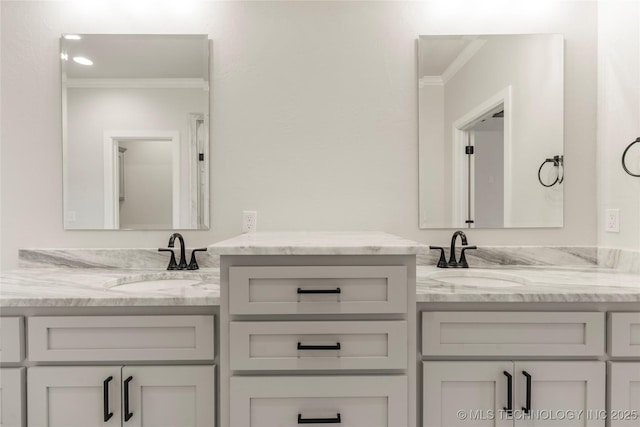 5913 E 127th St S, Tulsa, OK 74008 - full bath with ornamental molding and vanity
