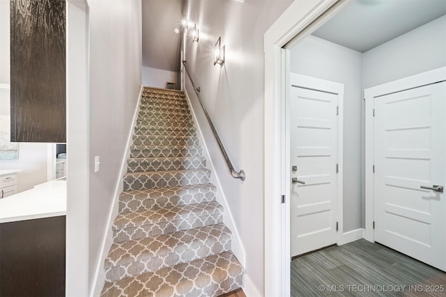 27920 160th St, Coweta, OK 74429 - stairway with baseboards