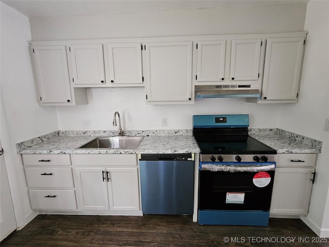 306 G St SE, Ardmore, OK 73401 - kitchen featuring dishwasher, stainless steel electric range, under cabinet range hood, white cabinetry, and dark wood-type flooring