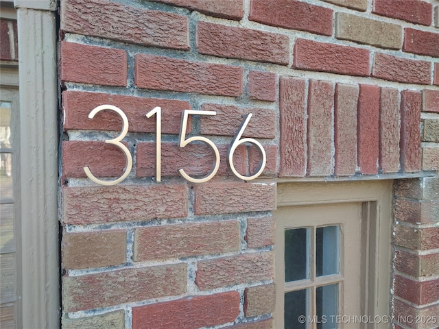 3156 S Madison Ave, Tulsa, OK 74105 - exterior view of brick siding