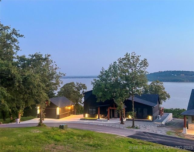 409340 E 1190th Rd, Eufaula, OK 74432 - view of yard featuring a water view