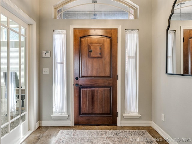 2603 S 16th Pl, Broken Arrow, OK 74012 - entryway with baseboards