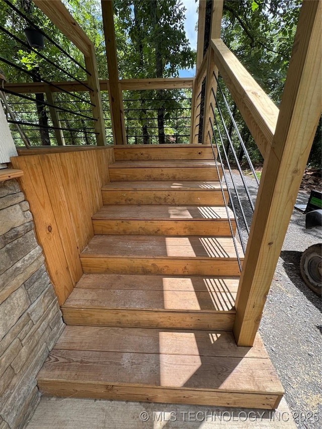 33455 State Highway 82, Cookson, OK 74427 - view of stairs