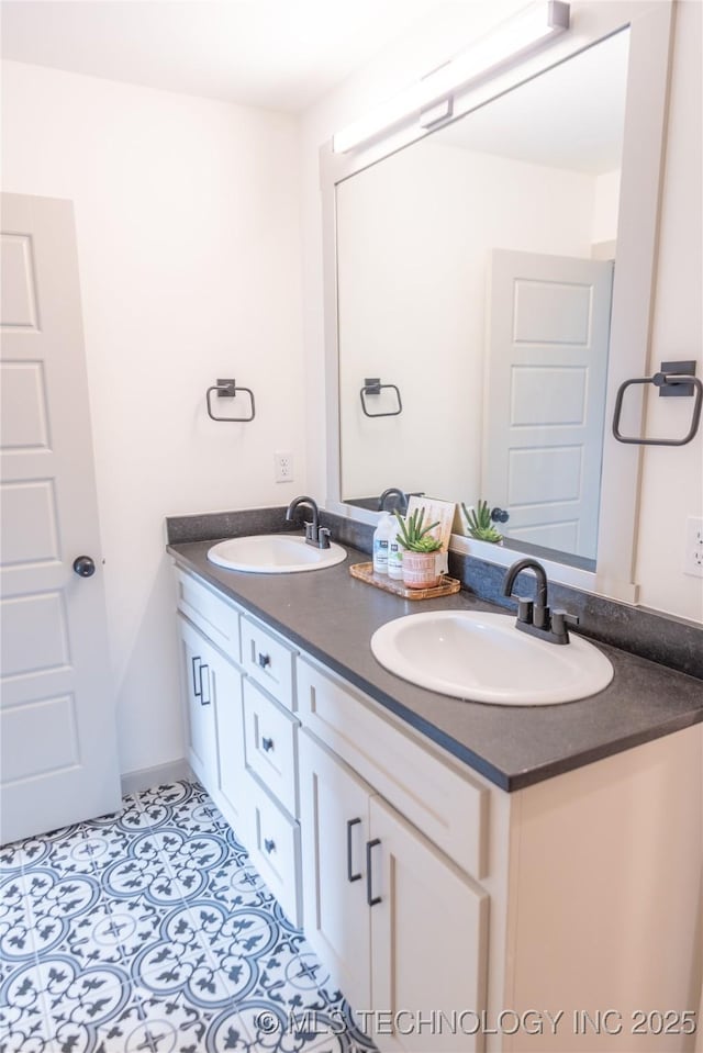 13661 S 23rd St, Bixby, OK 74008 - bathroom with double vanity
