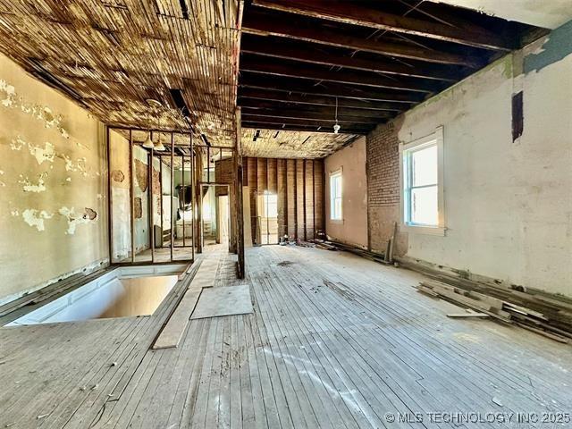 301 W Main St, Roff, OK 74865 - photo 16