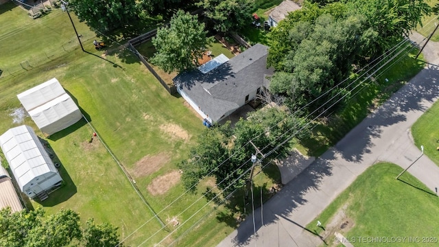 210 NW 4th St, Checotah, OK 74426 - drone / aerial view