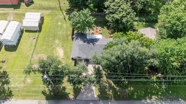 210 NW 4th St, Checotah, OK 74426 - drone / aerial view