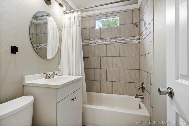1628 E 45th Pl, Tulsa, OK 74105 - full bathroom featuring shower / tub combo with curtain and vanity